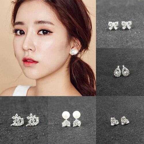 1Pair New Korean Hollow Multicolor Rhinestone Star Love Heart Stud Earrings for Women Cute Fashion Girl Ear Jewelry Brinco Gift