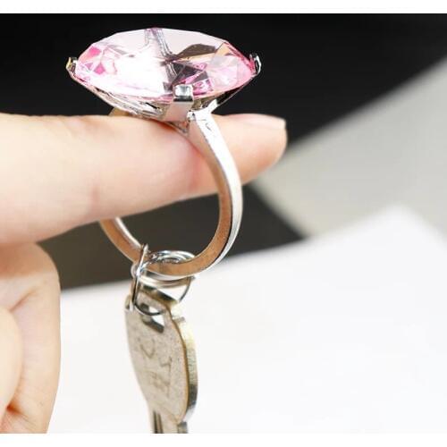 50pcs Wedding gifts diamond ring shape key chain Key accessories choose 5 color gift Bags