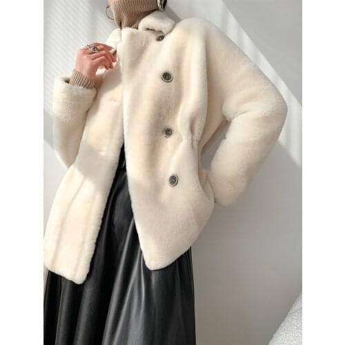 Waist collection goods one lamb coat female leather 2021 winter new young European station fur