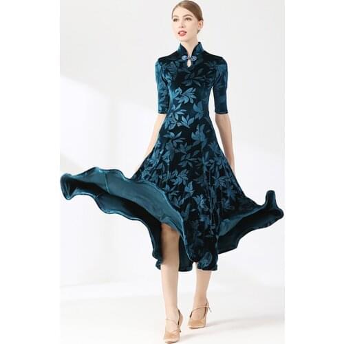 2021 New 2104 Female Latin Dance Dress Women Half Sleeve Floral Design Latin Dance Suit Belly Ballroom Performamnce