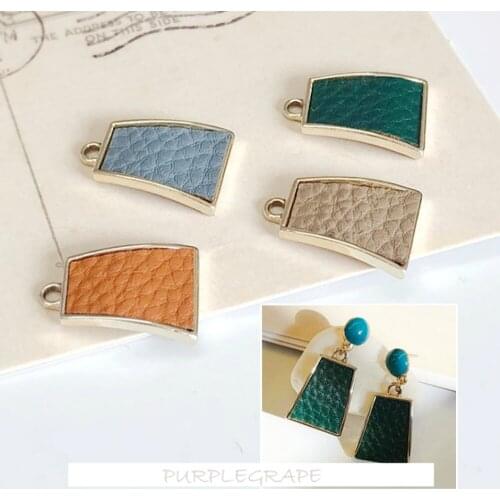 Korean DIYjewelry accessories simple pendant autumn and winter leather sticker square pendant handmade earring material 6 pieces