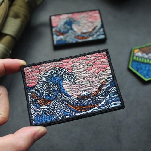 Ukiyoe Embroidery Velcro Patch Kanagawa Big Wave Sea Stripes Armband For Clothing Jackets Bag DIY Applique Badge With Loop Hook