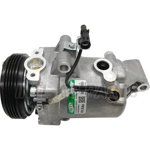 T090501761 9520083KAO AC Compressor for Suzuki Swift Cr08b