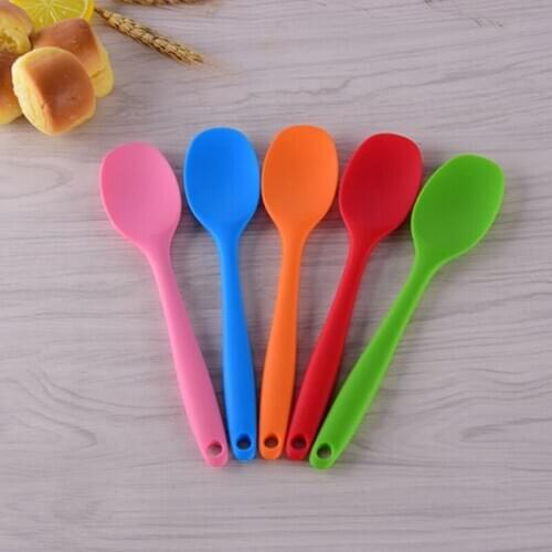 Kitchen Mini Silicone Scoop Ice Cream Scoop Cream Baking Spatula Heat-resistant Icing Spatula Scraper DIY Baking Tool