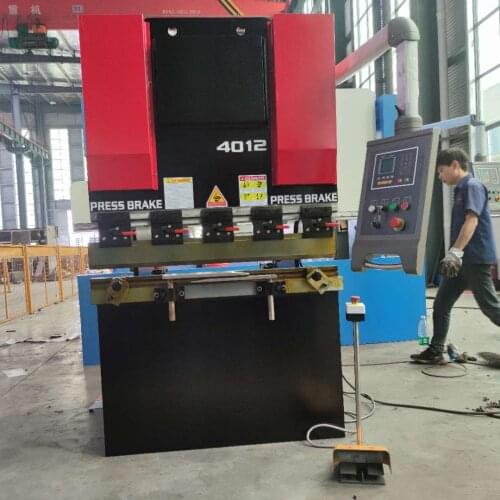 40T 1200mm E21 Press Brake, Customizable for Metal Plate Bending