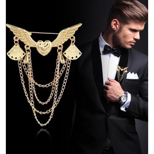 Metal Heart Wings Gold Brooches Vintage Tassel Multi-layer Chain Collar Lapel Pin Suit Brooch Pins Buckle Women Men Accessories