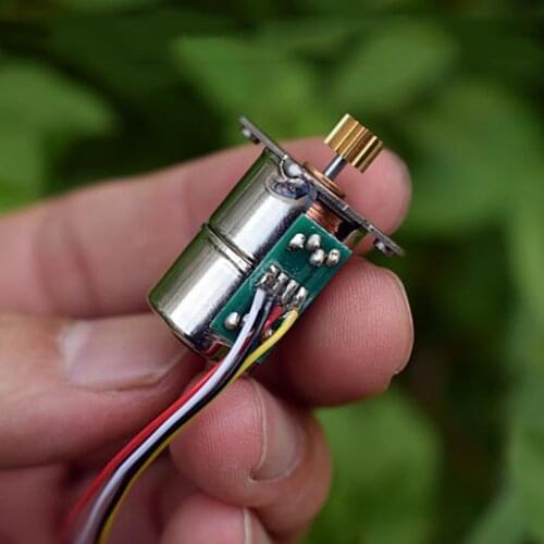 Mini 15mm 2-phase 4-wire Stepper Motor DC 5V Large Torque Step Angle 18 Degrees 7.5mm Shaft Length with Copper Gear 12teeth