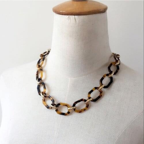 Tortoise Link Necklace, Collar Choker Link Necklace
