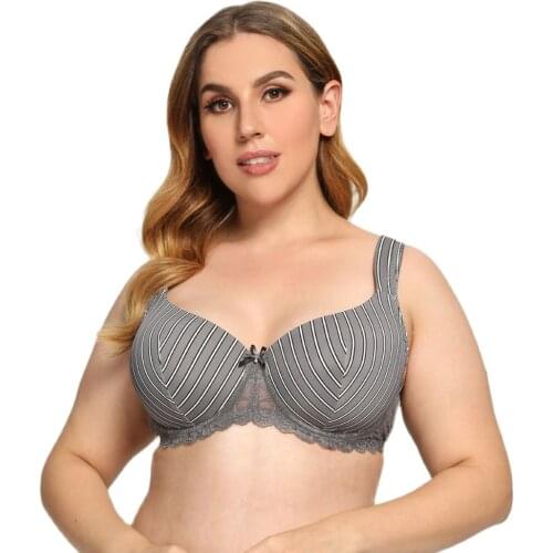 Wide Support Pad Strap Underwire Lightly Lined Striped Plus Size T-shirt Bra Full Coverage Satin Lace Band Balconette Bra 105E