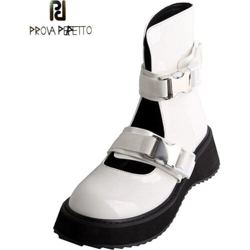 Round Toe Thick-soled Belt Buckle Hollow Short Boots Dark Casual Retro Design Sense Motorcycle Boots Trifle with Martin Boots