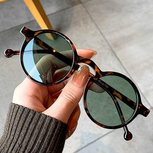 Retro Round Sunglasses Women Brand Designer Vintage Small Frame Sun Glasses Ladies Men Summer Style Eyewear Driving Car Goggles