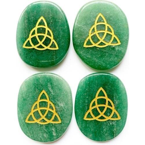 Natural Green Aventurine Stone Amulet Viking Triquetra Symbol Set Reiki Healing Palm Stones Wholesale Dropshipping