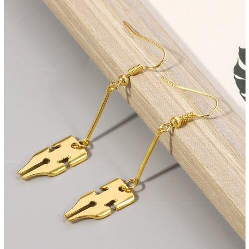 Anime Peripheral New JoJos Wonderful Bizarre Adventure Earrings Rohan Kishibe Noriaki Gold Drop Earrings for Lady Jewelry New