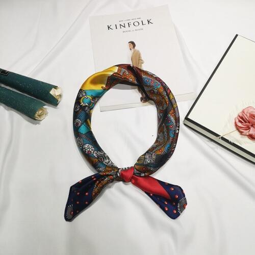 FXAASS Bandana Women Hijab Square Scarf Fashion Ladies Retro Luxury Silk Scarf Shawls tassel Print 70*70cm Large Cape Headscarf