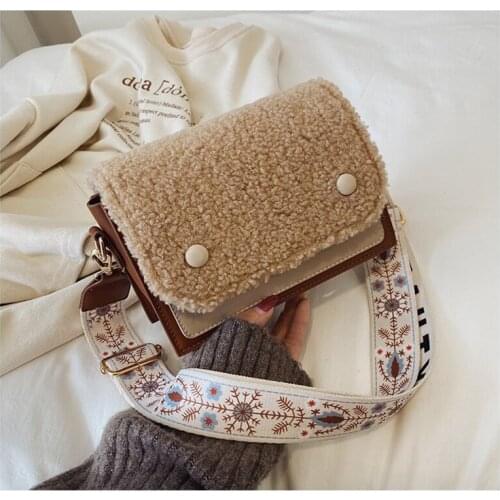 Lamb Wool Shoulder Bag 2021 Winter New Crossbody Bags Fashion Wild Small Square Bag Plush Female Bag Mobile Phone Bag Wallet Sac