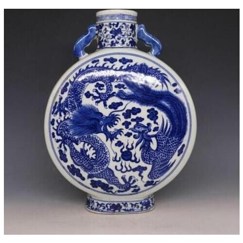 Qing dynasty emperor qianlong longfeng stripes of blue and white porcelain vase