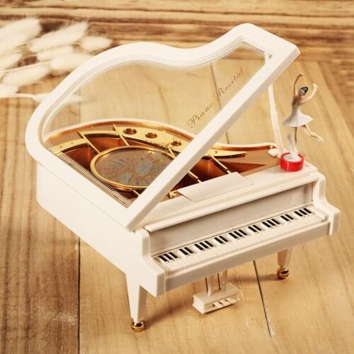 Jewelry Music Box Classic Rotating Dancer Ballerina Piano Clockwork Plastic Girls Hand Crank Music Mechanism Christmas Gift