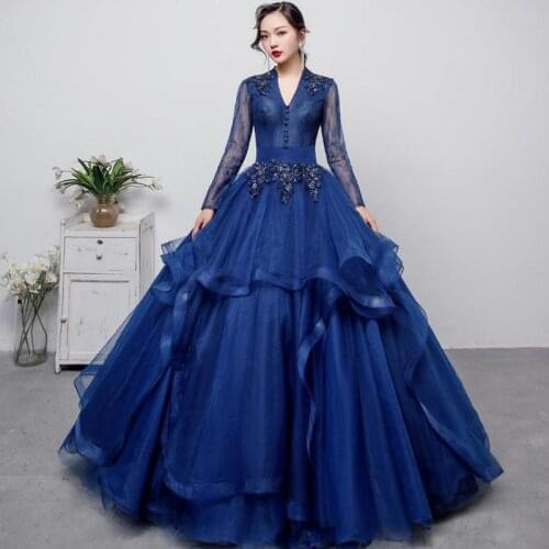 Long Sleeve Quinceanera Dresses Classic V-neck Party Dress Vintage Lace Ball Gown Customize Prom Dress Vestidos