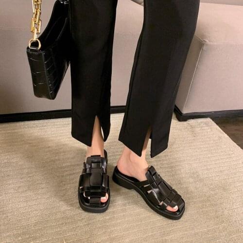 Women Slippers Sandals Black Platform Flats Design Weave Woman Slippers Casual Close toe Sandals Summer White Vrouw Slippers