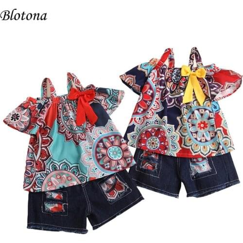 Blotona Little Girls Short-sleeved Tops and Shorts Set Vintage Printing Boat Neck T-shirt and Ripped Denim Short Pants 1-5Years