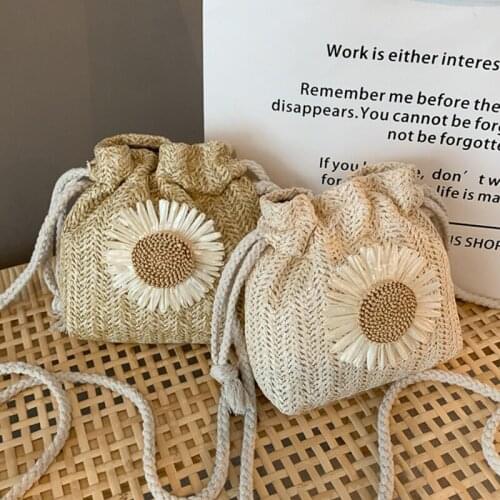 New 1PC Women Beach Straw Bags Classic Texture Chic Sunflower Drawstring Woven Bucket Crossbody Shoulder Messenger Bag Pouch