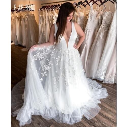 E JUE SHUNG Elegant White Wedding Dresse Deep V Neck Backless With Appliques Summer Women Bridal Wedding Gowns Vestido de noiva