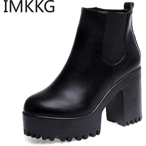 Winter fashion 2019 retro women boots Platform High Heels woman Ankle Boots Ladies Square heel Sexy Slip-On Shoes A00329