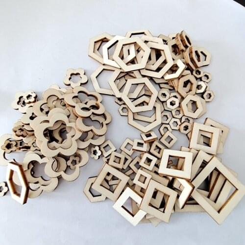 100pcs Wooden Craft Flower Square Shaped Hanging Ornaments for Home Party Table Decoration DIY Scrapbooking Crafts