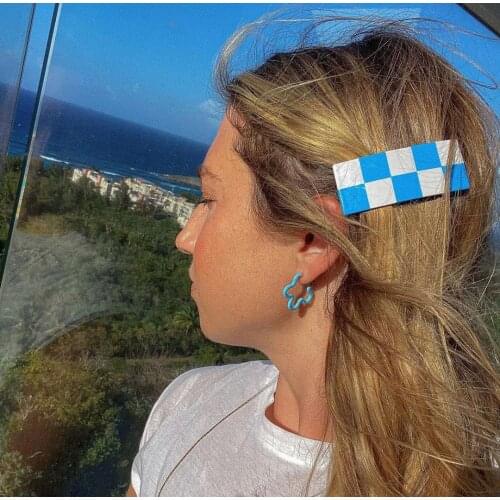 Dvacaman 2021 New INS Simple Colorful Spray Paint Irregular Star Open Stud Earrings for Women Summer Fashion Jewelry Accessories