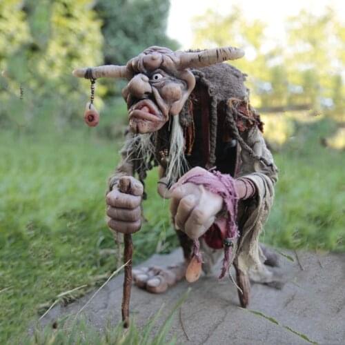 The Villain Weird Bigfoot Giant Garden Decoration Resin Ornaments Manual Completely Unique Gifts to children or friends