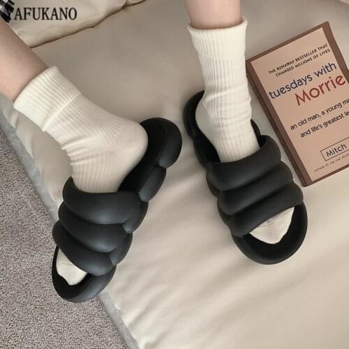 Slippers Women Men Summer Fashion Home Bathroom Sandals Thick Bottom Couple Slides Non-Slip Floor Indoor Shoes Unisex Size 36-45