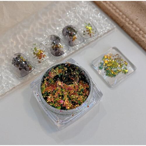 1box 0.5g Chameleon Flakes Multichrome Nail Powder Bling Nail Flecks Powder Shimmer Nail Art Glitter Dust Galaxy Glitter Powder