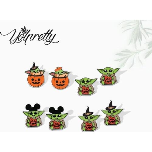 2021 New Arrival Kawaii Baby Yoda with Pumpkin Halloween Cosplay Epoxy Stud Earrings Handcraft Acrylic Stud Earrings