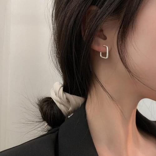 New Simple Temperament Trend Hollow Geometric Square Stud Earrings For Women Jewelry Accessories Party Gifts Brincos SAE520