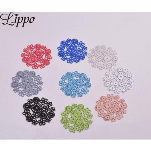 100pcs AA1836 22mm Charms Hollow Filigree Flower Round Embellishments Painted Connector Base Brass DIY Jewelry Finding