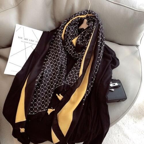 26 Colors Fashion Aztec Ethnic Black Dot Tassel Viscose Shawl Scarf High Quality Wrap Pashmina Stole Bufandas Muslim Hijab Sjaal