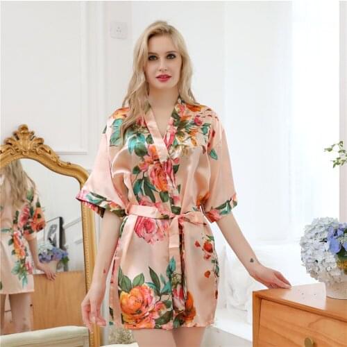 Hand Drawing Wedding Bride Bridesmaid Robe Dressing Gown Sexy Women Bathrobe Nightgown Short Sleepwear Casual Flower Kimono