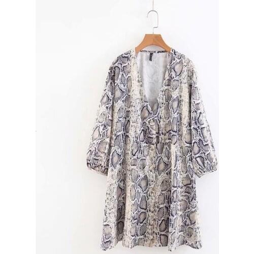 2018 women sexy V neck snake pattern dress elastic waist three quarter sleeve pleated buttons casual mini vestidos