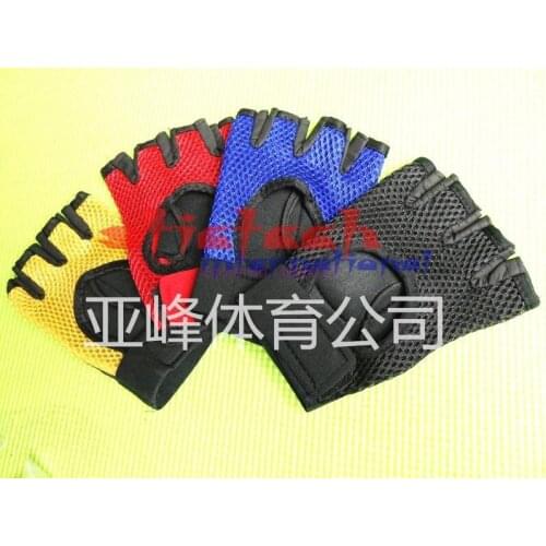 By dhl or ems 200pair Gloves Sport Fitness Half Finger Gloves Exercise Training Gloves High Quality Fast Free Shipping New