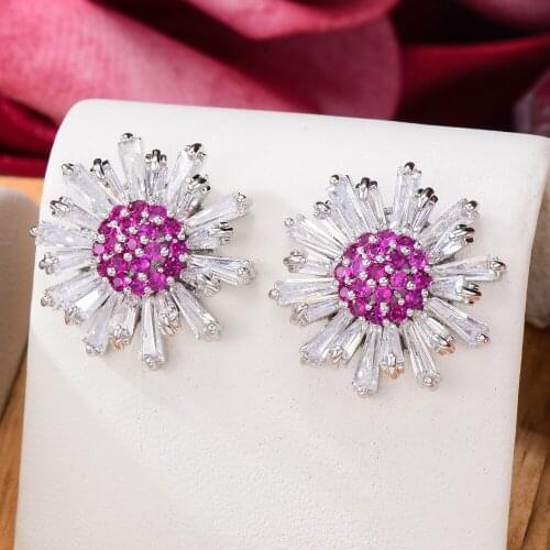 Missvikki Stud Earrings