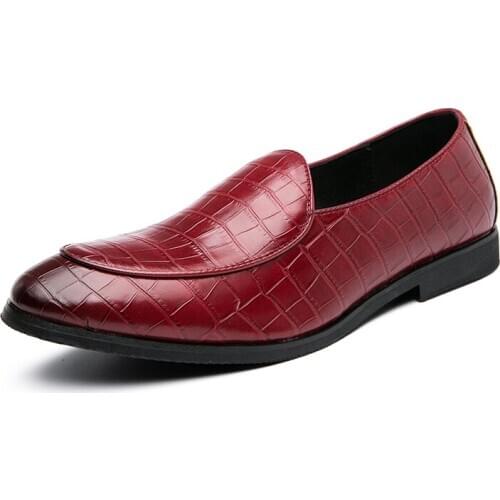 2021 Spring New Designer Shoes Men Faux Leather Red Wedding Shoes Big Size 38-47 Slip-on Loafers Black Formal Shoe