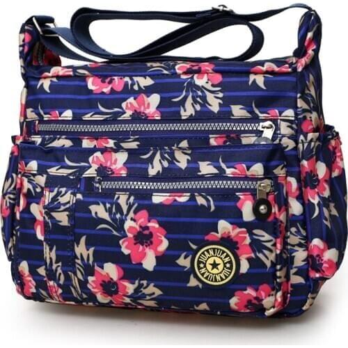 Waterproof Nylon Oxford Women Bag Large Capacity Crossbody Messenger Bags for Women Casual Trave Bag Designer Womens Handbags