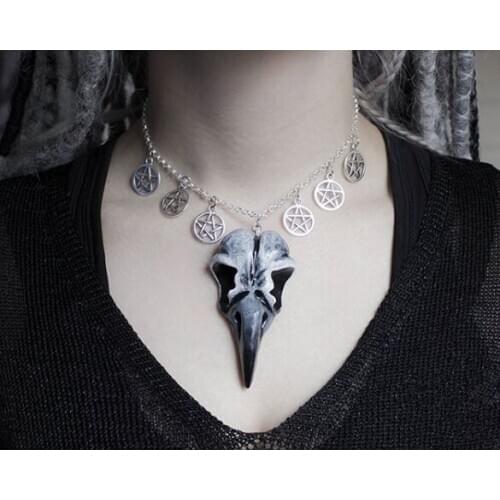 Raven Skull Witchy Bird Pendant, Goth Crow Necklace, Resin Handmade Jewerly, Witchy Wiccan Pagan Gothic Gift, Huginn, Muninn