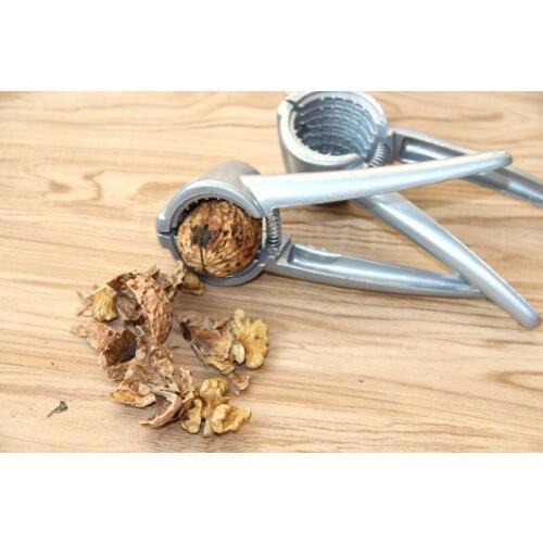 1PC Multifunction Funnel Shaped Walnut Clip Zinc Alloy Nut Quick Cracker Plier Opener Kitchen Tools Accessories LB 285