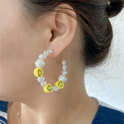 Cute White Pearl With Yellow Smiley Strand Medium Size Hoop Earrings For Women Girl Lovely Party Cheer up Jewelry Accessory
