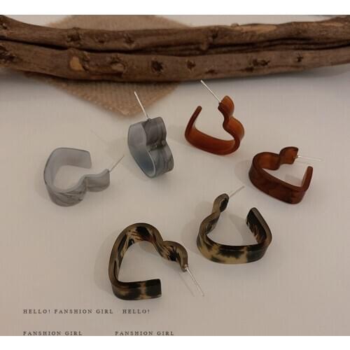 2021 Korean New Trendy Vintage Acetic Acid Acrylic Resin Leopard Print Hollow Heart Hoop Earrings For Women Fashion Bijoux Femme