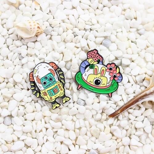 Creative Cartoon Bunny Sitting On A Spaceship Dripping Oil Brooch Ins Tide Brand Fashion Smart Robot Crossing The New Ball Badge