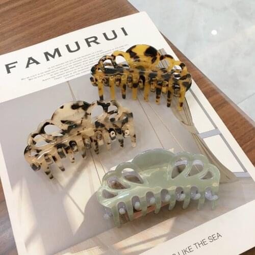 New Large Hair Claws Women Girls Vintage Hollow Acrylic Hairpins Acetate Hair Clips Crab Hair Make UP Washing Tool Accessories