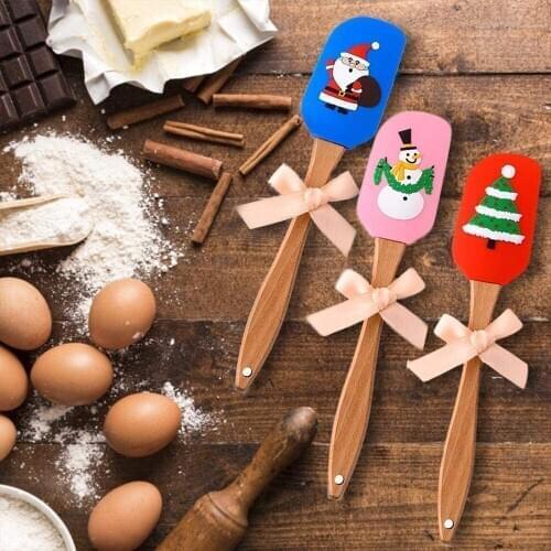 Christmas Spatula Wooden Handle Silicone Cream Scraper Santa Claus Snowman Non-Stick Spatula Cream Mixing Knife Baking Tools
