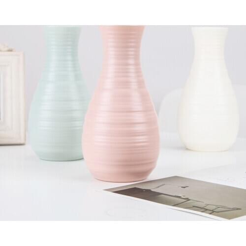 20cm*10.5cm size Hip shape plastic material vase Imitation Ceramic Flower vase&plastic flower vase for home decoration